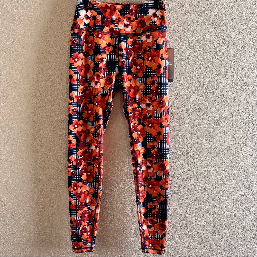Soybu Stretch Reflex Floral True Leggings Size Small NWT